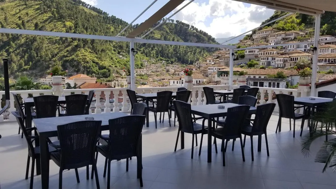 招待所 培拉特 阿尔本埃勒兹旅馆酒店