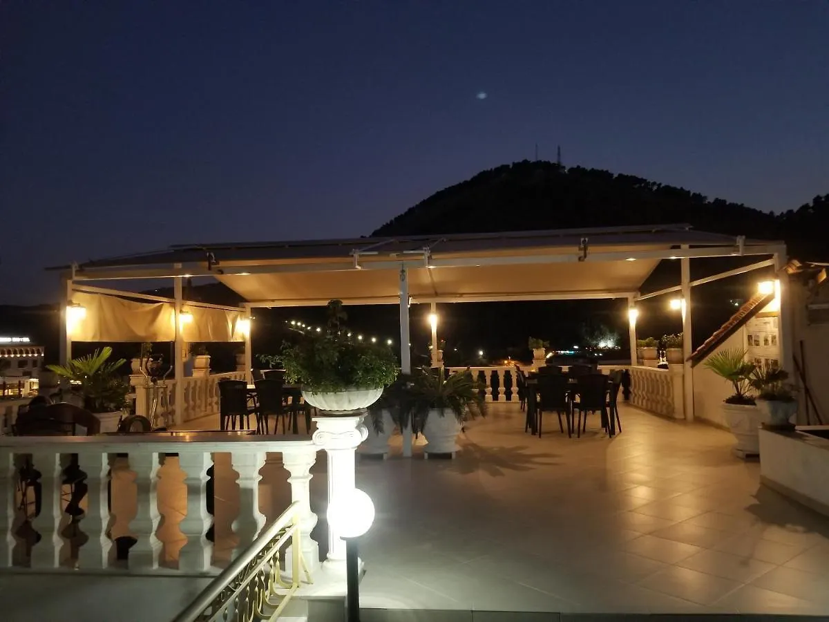 Penzion Villa Arben Elezi Berat Albánie