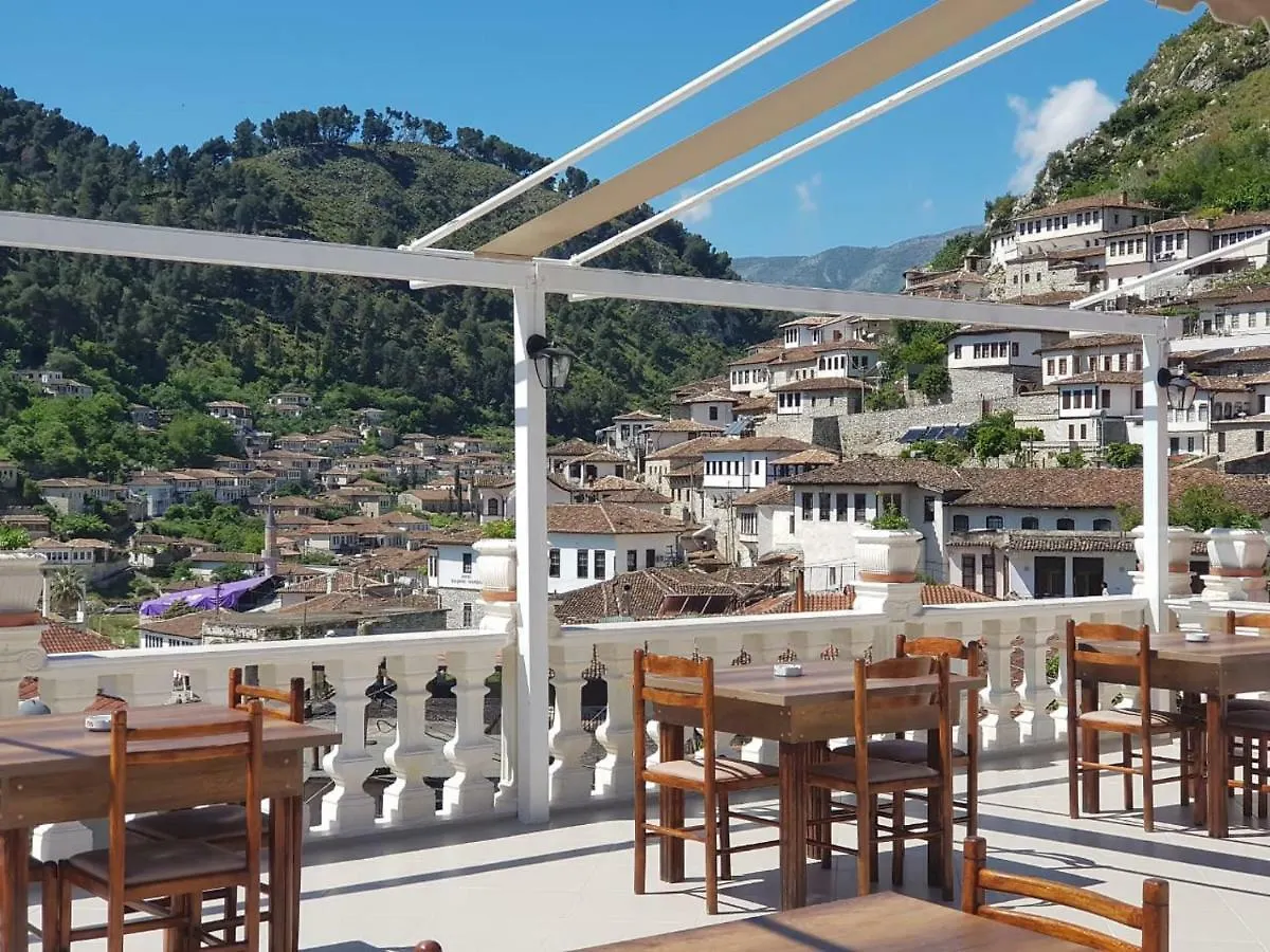 Villa Arben Elezi Berat Penzion