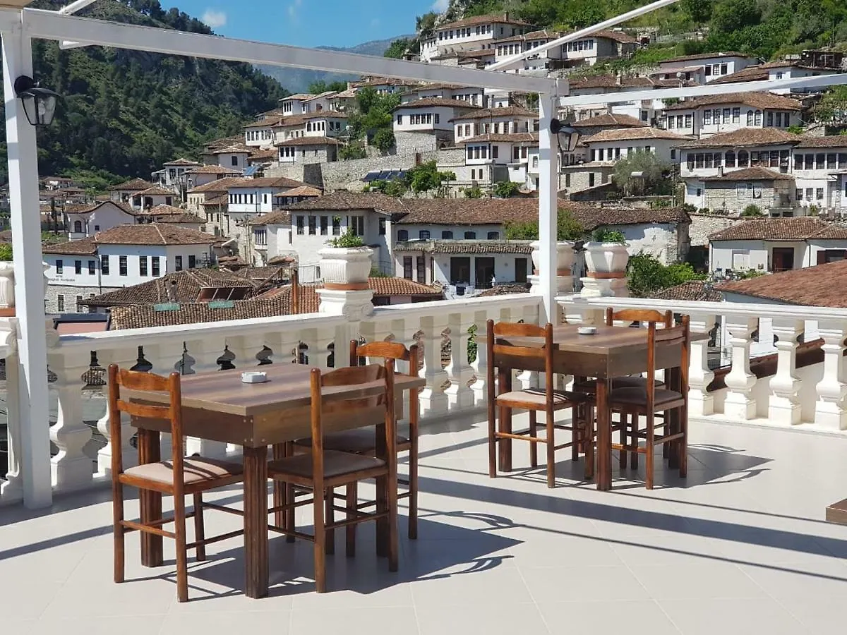 Penzion Villa Arben Elezi Berat