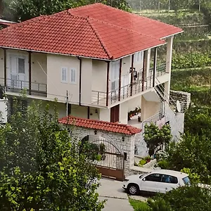 Penzion Emiljos Flamur, Berat